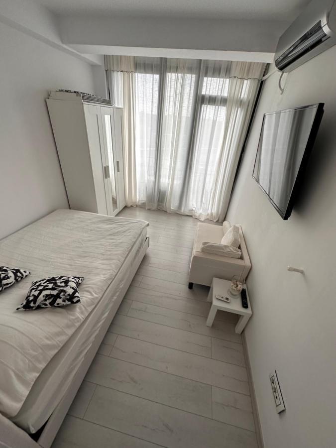 Neptun Home With Sea View Екстериор снимка